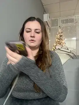 CandyShoopp online show from 12.23.24