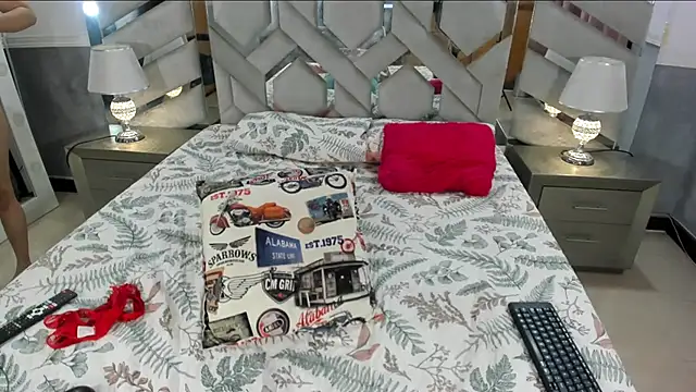 alexandra fire69x online show from 02.28.25