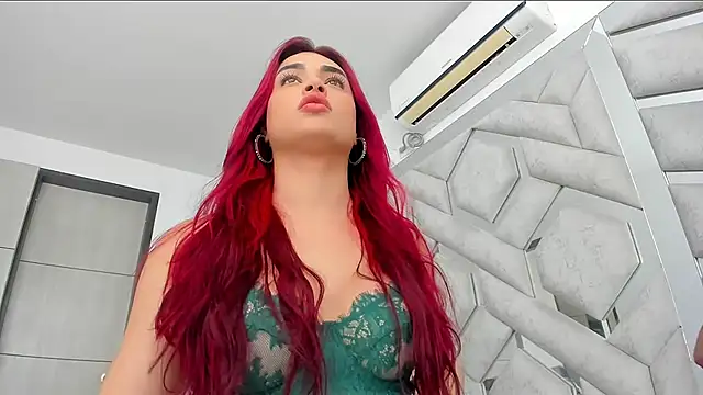 Snapshot of alexandra_fire69x chatting on 06.15.26 alexandra fire69x online show from 06.15.26