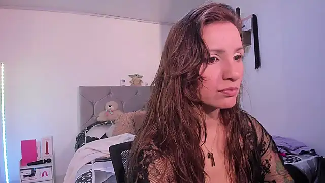 vanessabrown  online show from 03.18.26