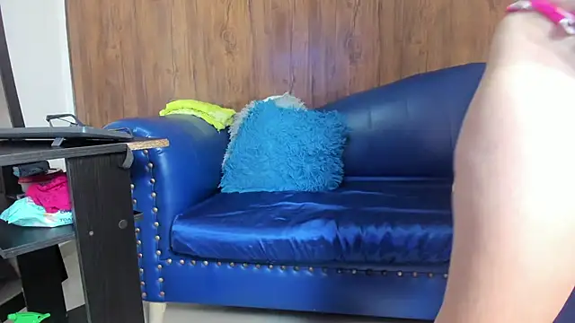 Mature Skinny online show from 03.08.25