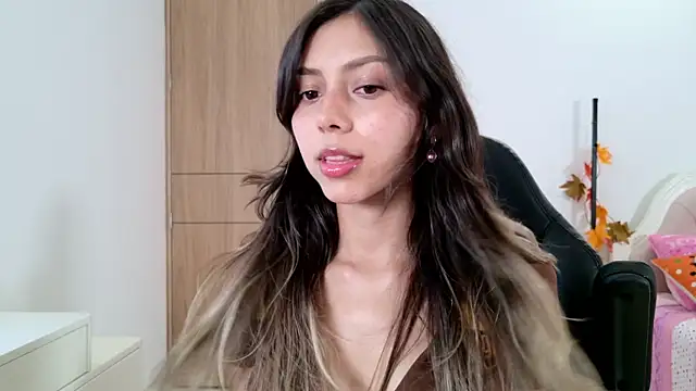 Sensualtease online show from 10.26.25