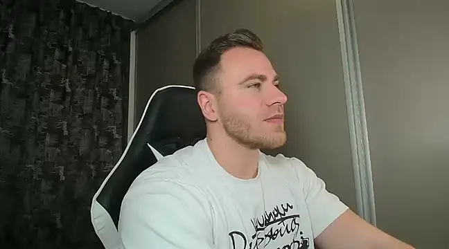 Thori92 online show from 01.30.25