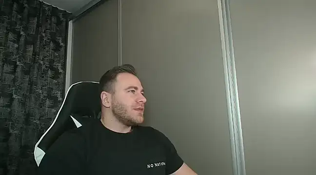 Thori92 online show from 02.02.25