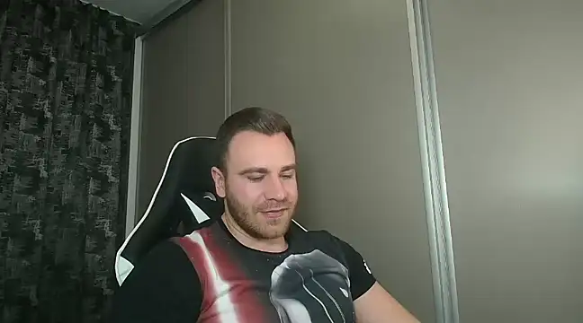 Thori92 online show from 02.05.25