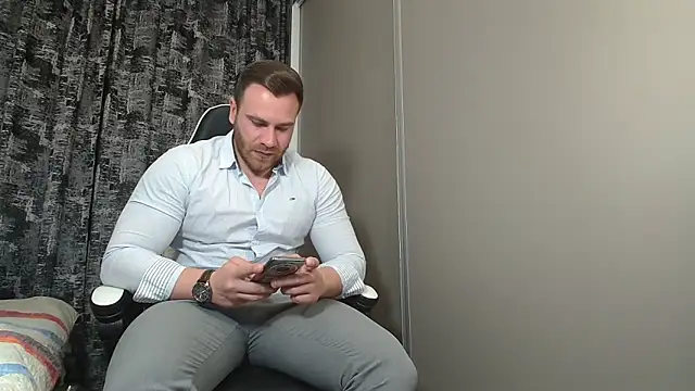 Thori92 online show from 02.10.25