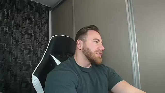 Thori92 online show from 03.10.25