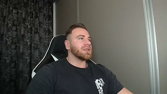 Snapshot of Thori92 chatting on 01.16.26 Thori92 online show from 01.16.26