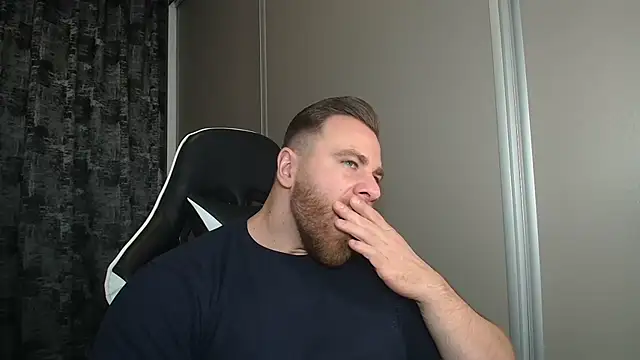 Snapshot of Thori92 chatting on 02.03.26 Thori92 online show from 02.03.26