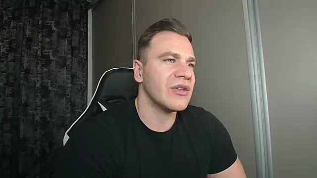 Snapshot of Thori92 chatting on 02.20.26 Thori92 online show from 02.20.26