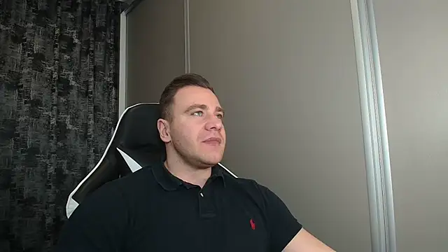 Snapshot of Thori92 chatting on 02.23.26 Thori92 online show from 02.23.26