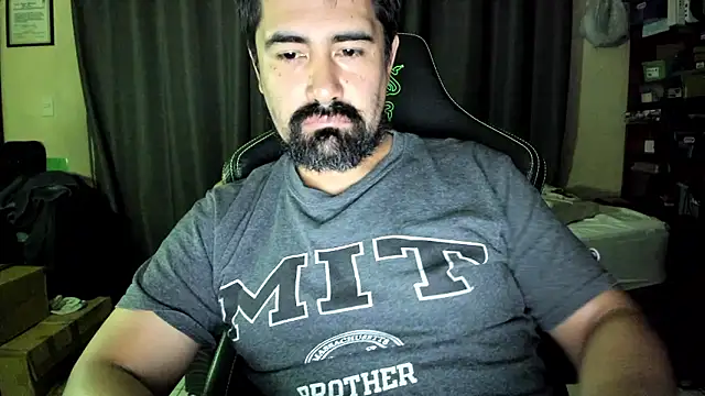 VonDoomdelToro online show from 10.28.25