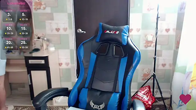 Korolek12 online show from 12.18.25