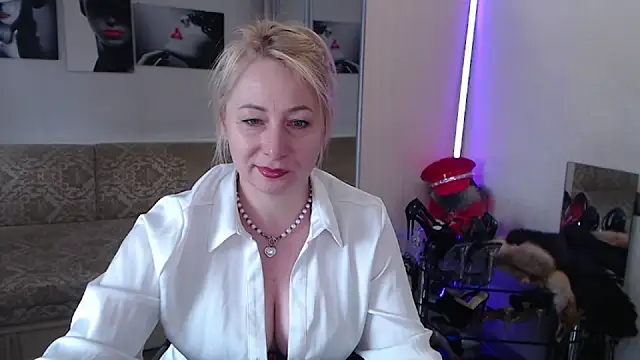 MistressMilfa online show from 02.14.26