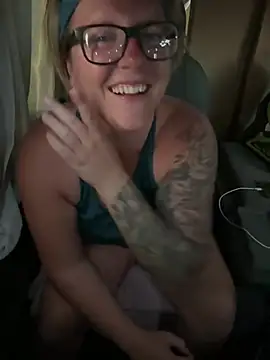 Lizzyloo online show from 03.07.25