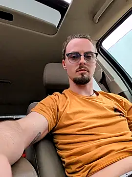 Snapshot of Jewettbug chatting on 03.31.26 Jewettbug online show from 03.31.26