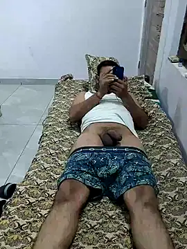 Snapshot of Lovingsol chatting on 11.28.25 Lovingsol online show from 11.28.25