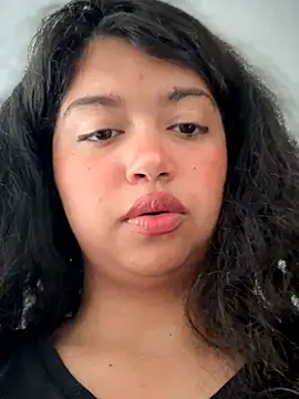 Snapshot of Peach_Girll chatting on 07.17.26 Peach Girll online show from 07.17.26
