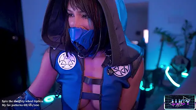 LucyAllenX online show from 10.28.25