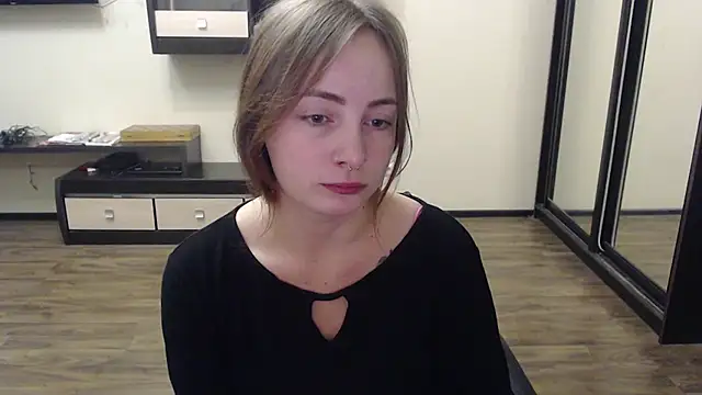 Laralianna online show from 12.01.24