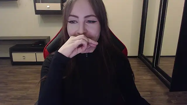 Laralianna online show from 01.09.25