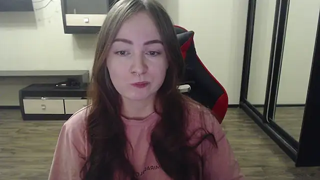 Laralianna online show from 02.08.25