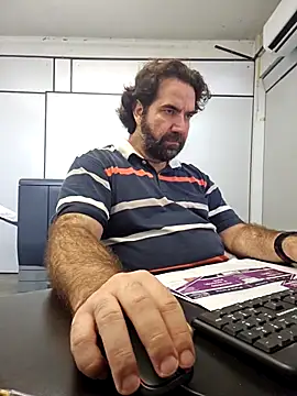 Snapshot of MysterBearMG chatting on 02.26.26 MysterBearMG online show from 02.26.26