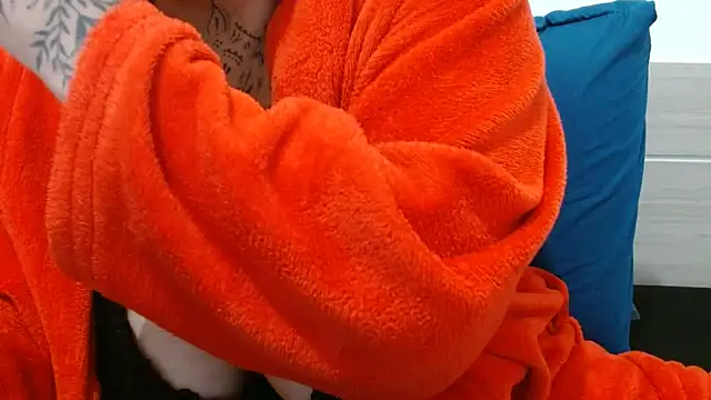 vaholiver online show from 11.16.25