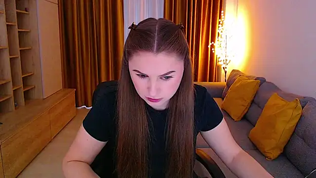 Snapshot of _Mia_Adams chatting on 04.15.26 Mia Adams online show from 04.15.26