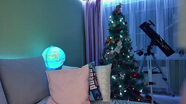 Cuddle Cat online show from 01.09.25