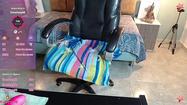 Barbiegomez online show from 02.05.25