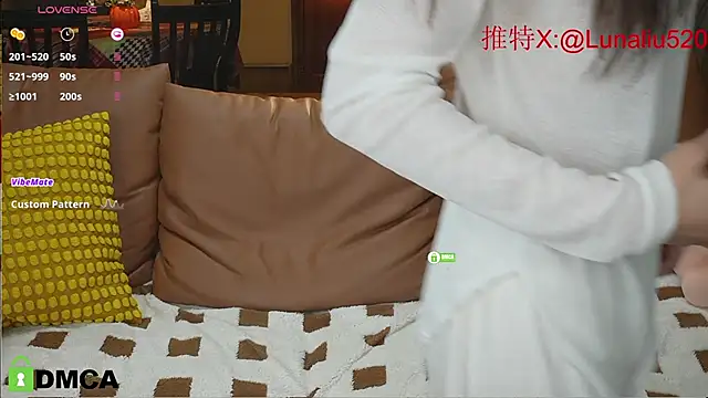 Luna520 online show from 01.03.25