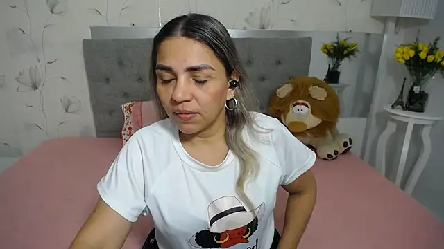 Snapshot of cum_bigass chatting on 07.02.26 cum bigass online show from 07.02.26