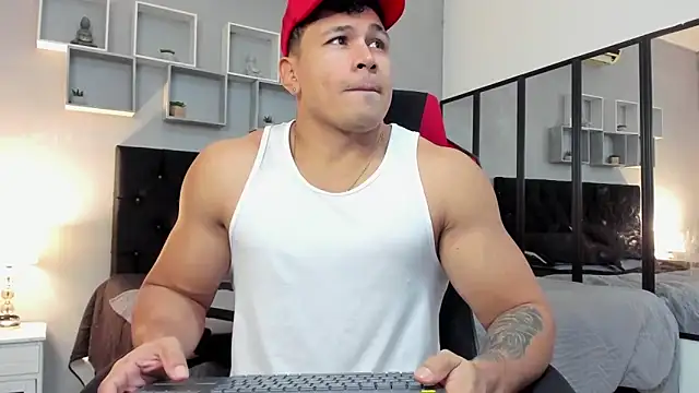 tyler hank01 online show from 12.17.25