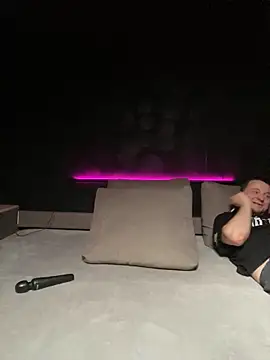 Kiscsillagg online show from 03.19.25