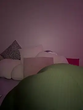 EmmieRae online show from 02.06.25