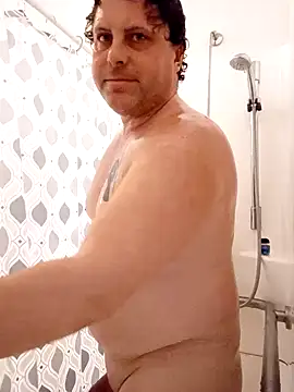 Snapshot of JGRisk chatting on 02.05.25 JGRisk online show from 02.05.25