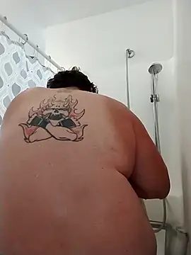 Snapshot of JGRisk chatting on 09.29.25 JGRisk online show from 09.29.25