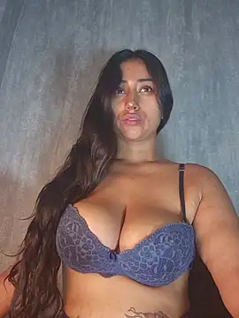 Valentinne z online show from 11.12.25