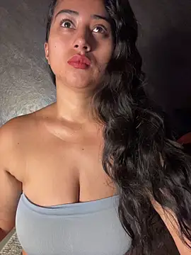 Valentinne z online show from 05.15.26