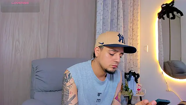 alejandro calderon1 online show from 10.22.25