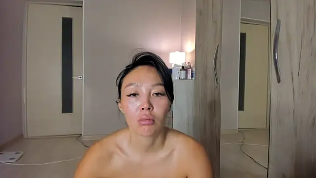 Snapshot of keiko_hot chatting on 07.15.26 keiko hot online show from 07.15.26