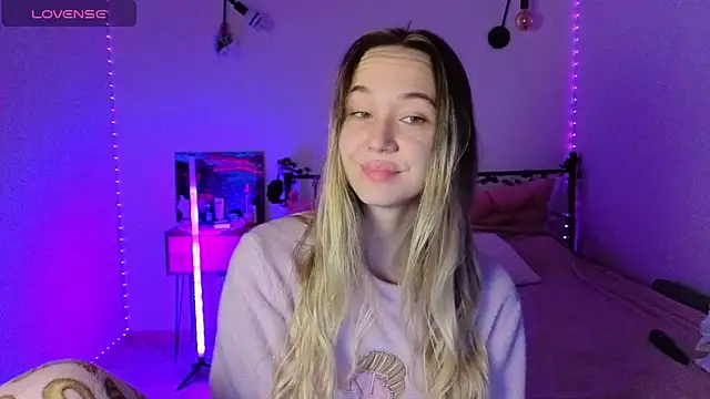 SexyCocobutt online show from 10.24.25