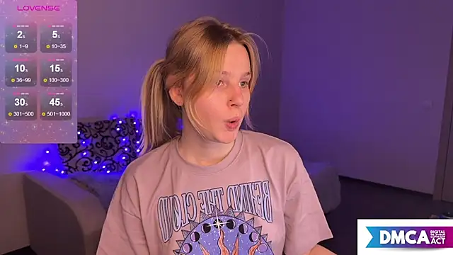 Chanel Gill online show from 01.01.25