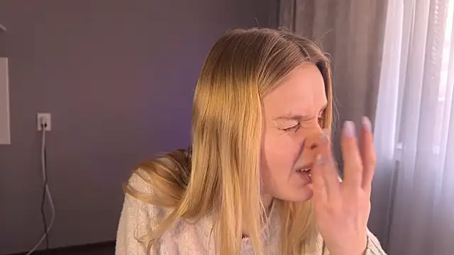 Chanel Gill online show from 01.03.25