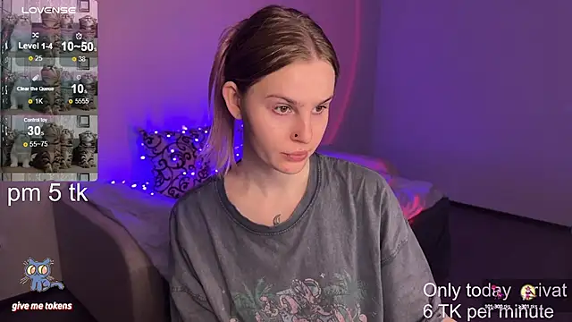 Chanel Gill online show from 01.27.25