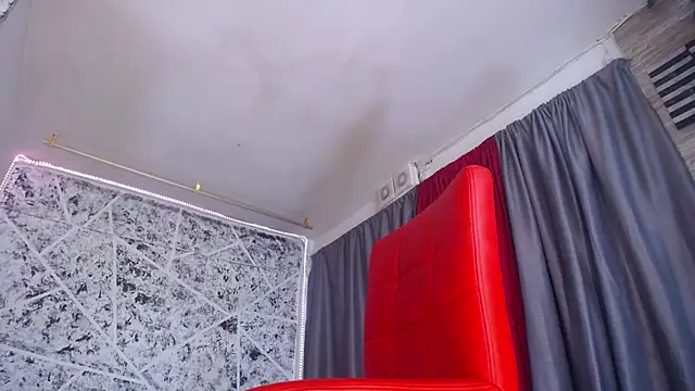 Snapshot of hornytsblonde chatting on 03.17.26 hornytsblonde online show from 03.17.26