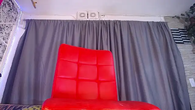 Snapshot of hornytsblonde chatting on 04.09.26 hornytsblonde online show from 04.09.26