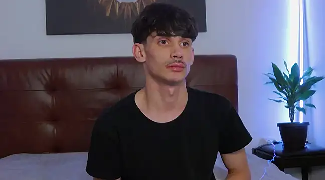 DanielCrush1 online show from 02.14.25