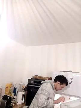 Snapshot of antoinepassion chatting on 02.02.25 antoinepassion online show from 02.02.25